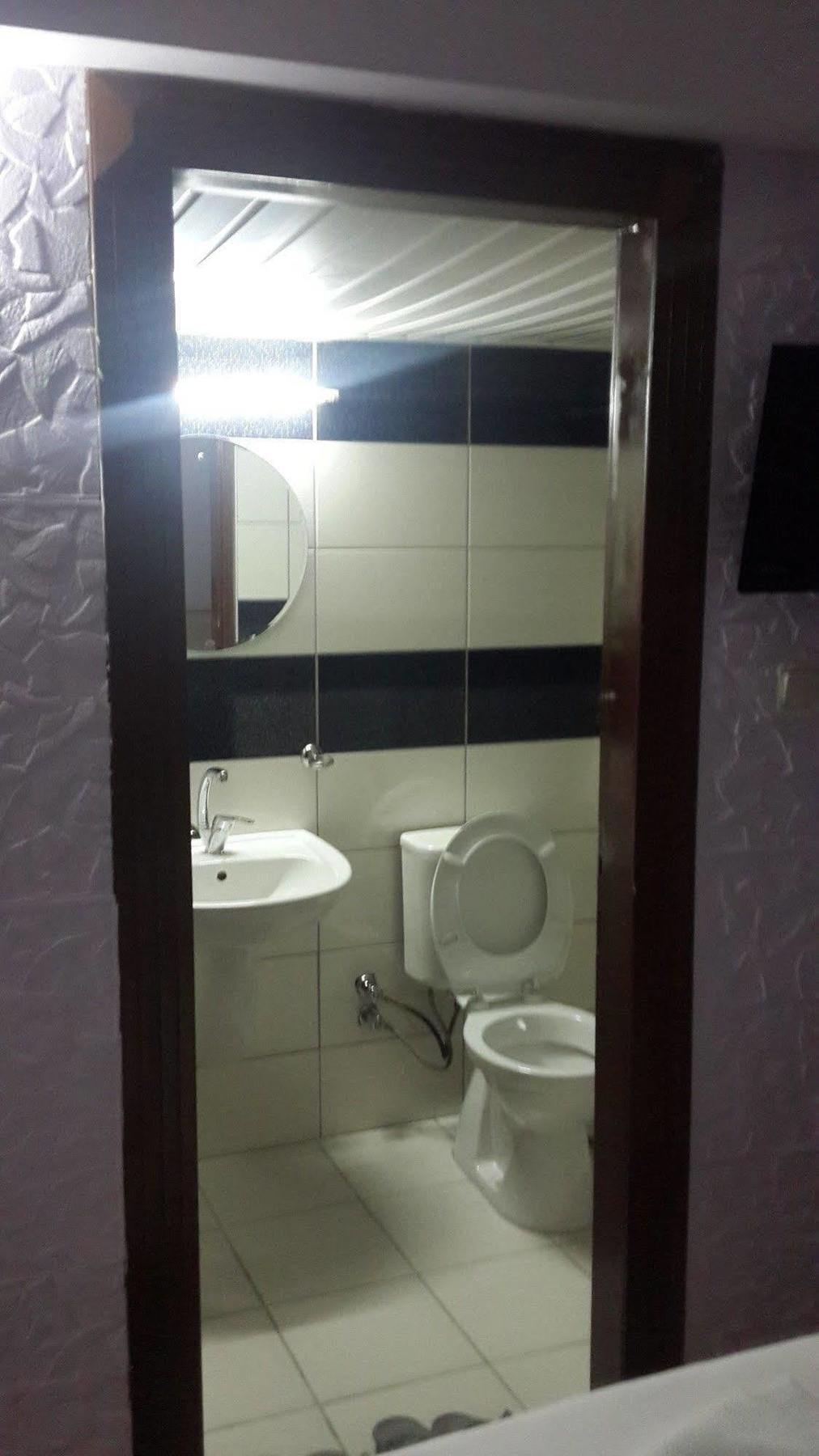 Ozturk Hotel Antalya Exteriör bild