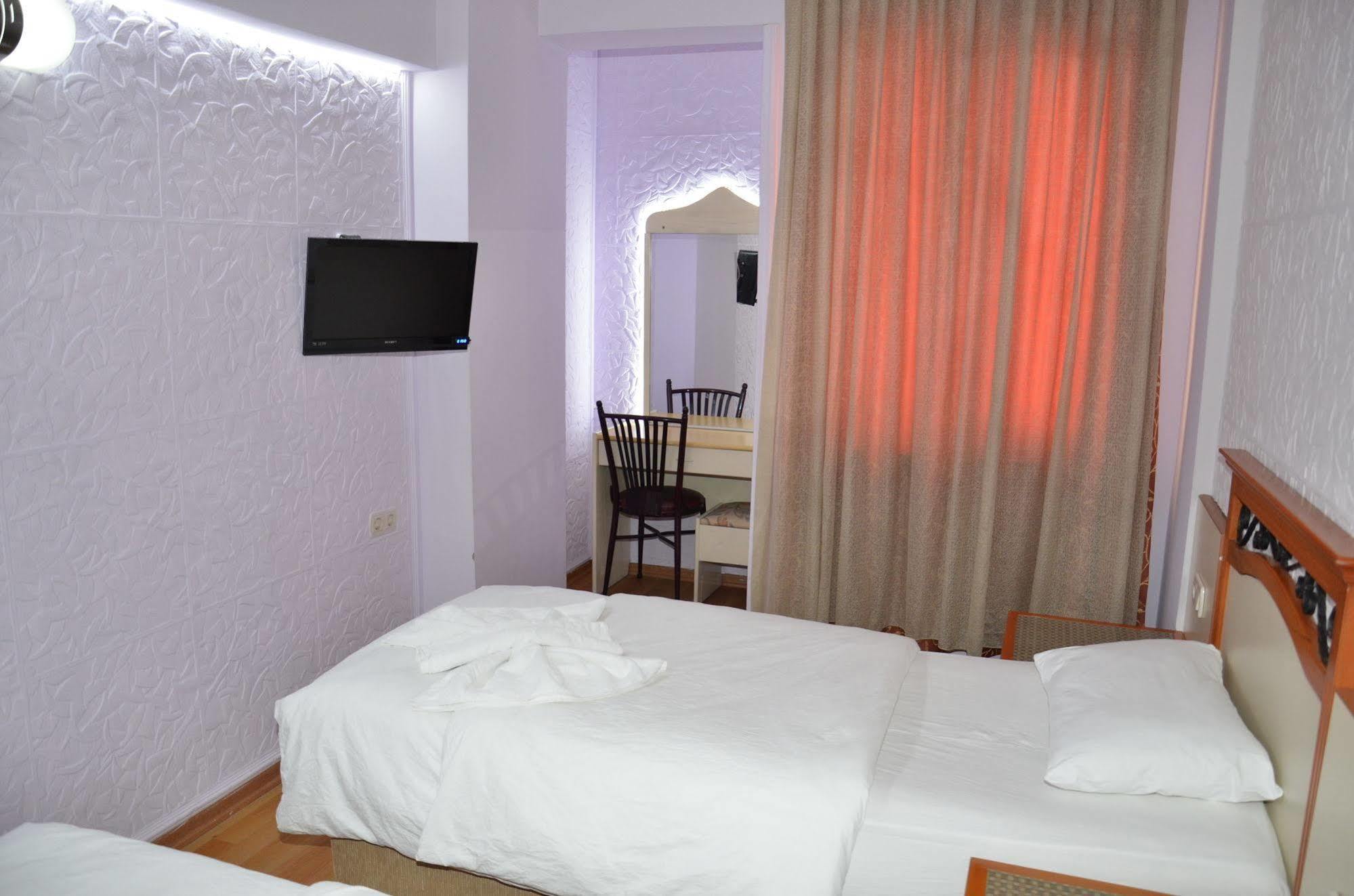 Ozturk Hotel Antalya Exteriör bild
