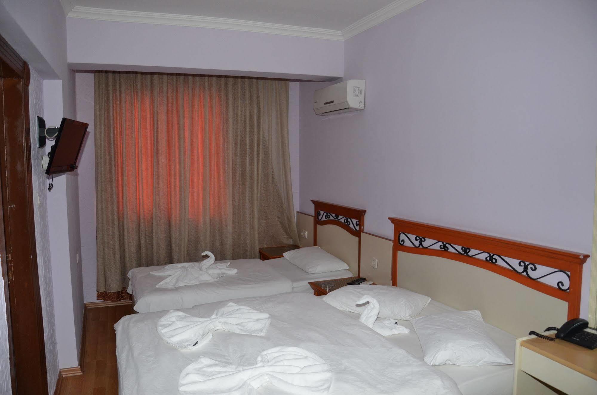 Ozturk Hotel Antalya Exteriör bild