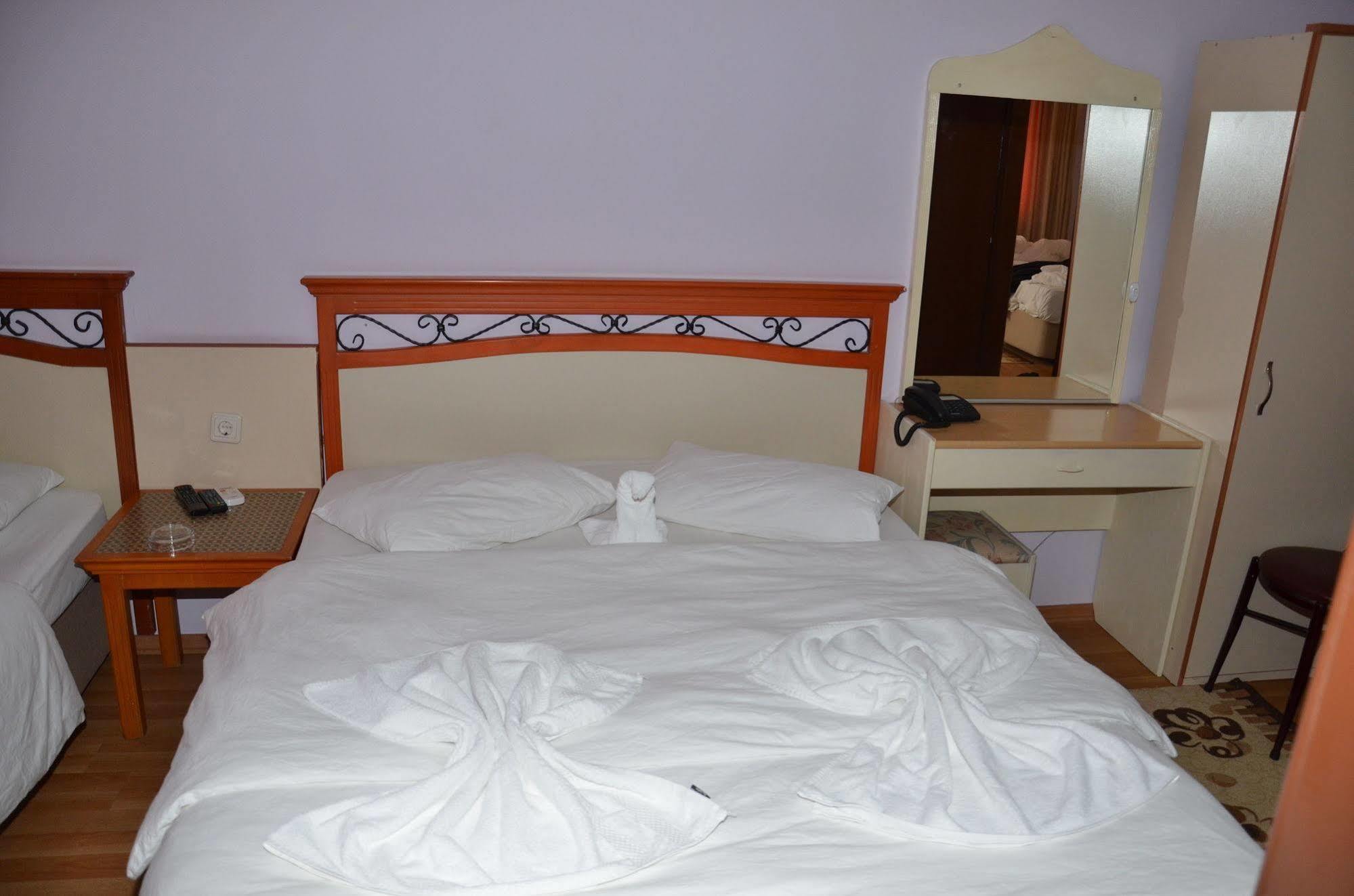 Ozturk Hotel Antalya Exteriör bild